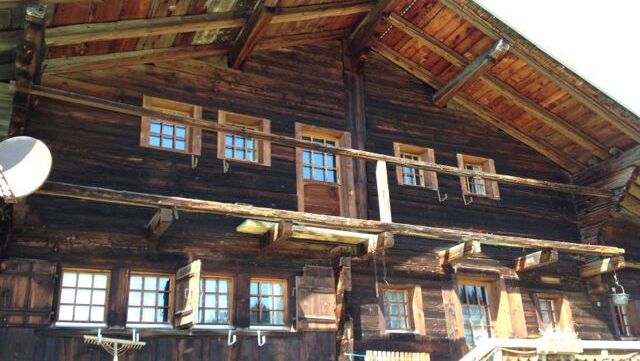 Vendu : Au-dessus du village du Sépey : magnifique chalet de 1700