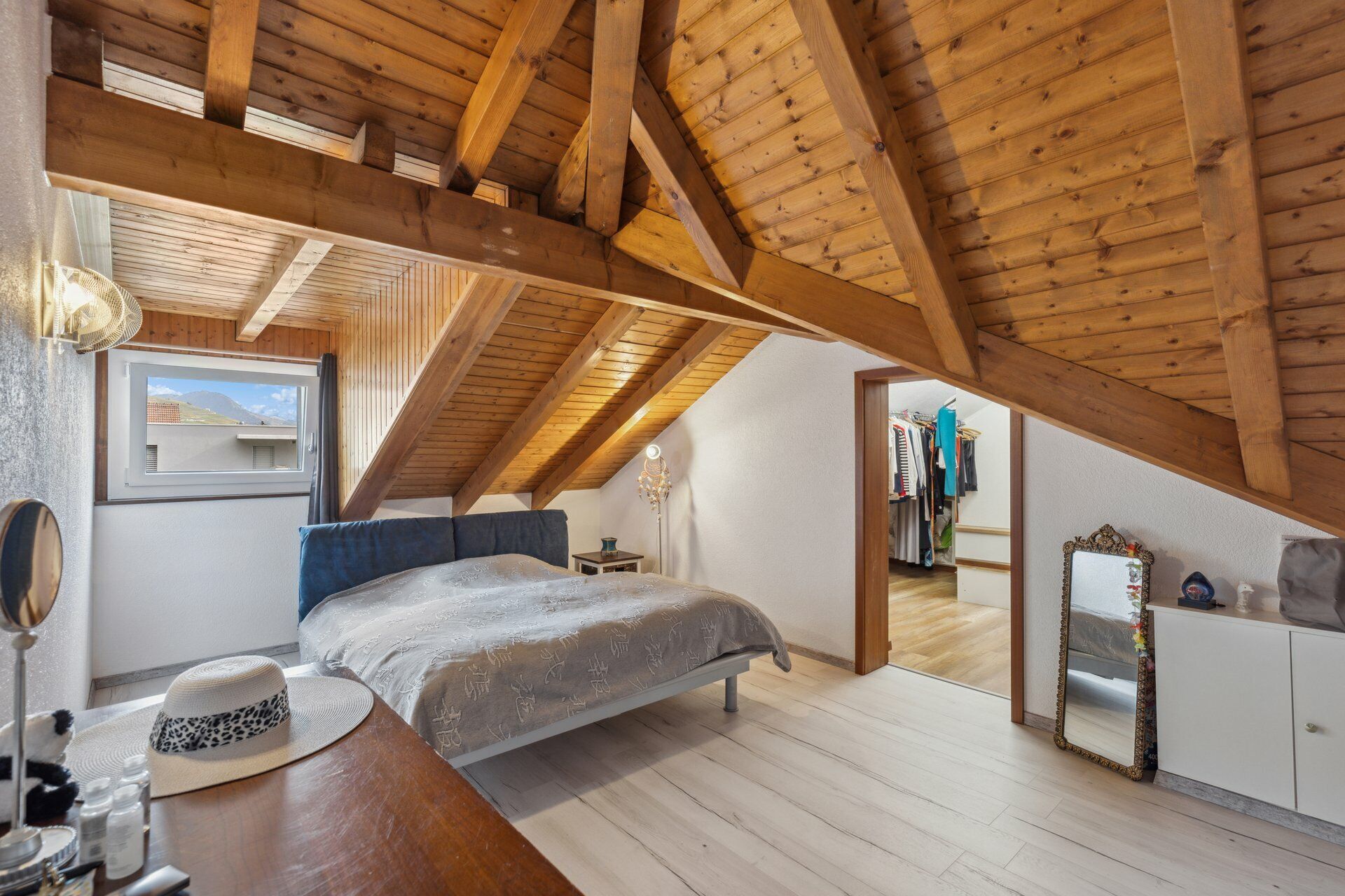 Bedroom with dressing room 4.5 pc