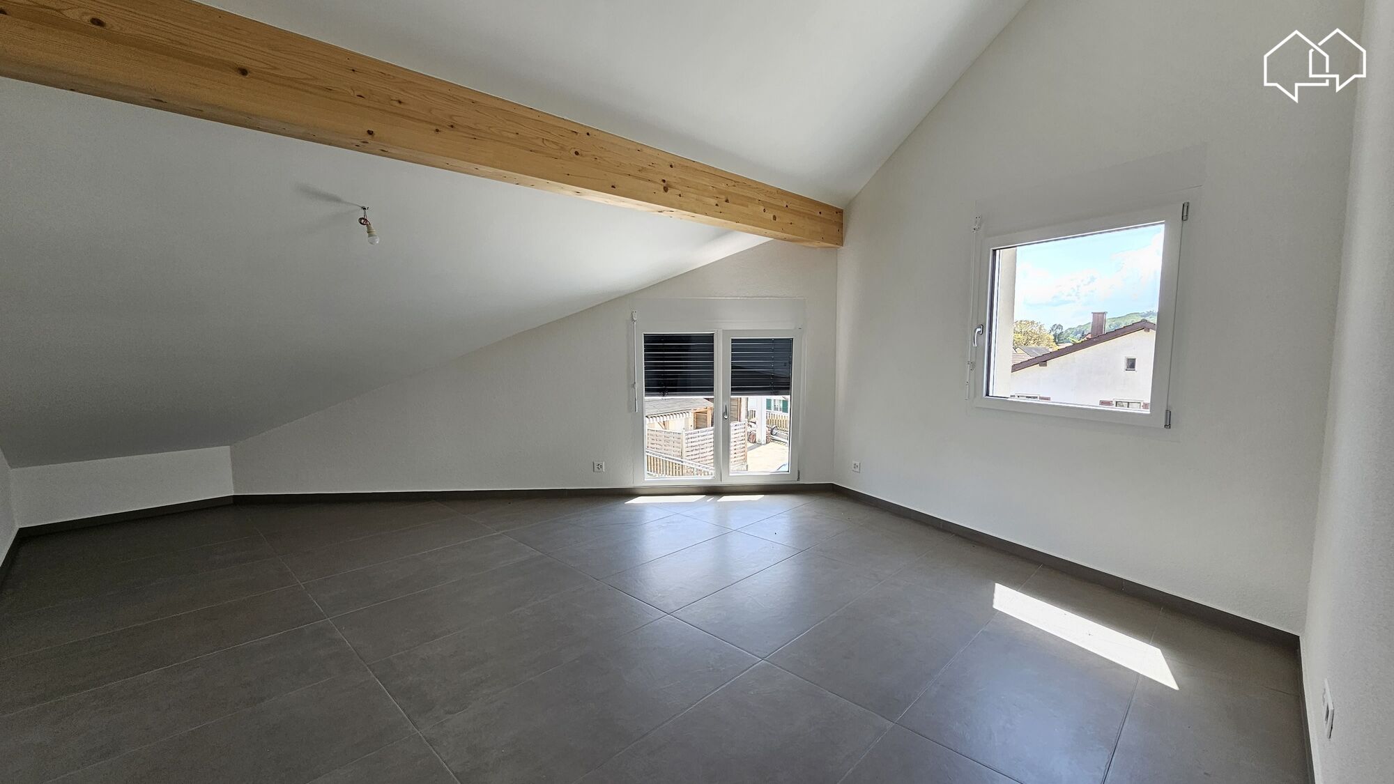 2.5 pièces 2ème étage (immeuble neuf)
