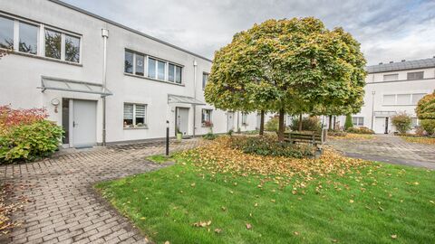 Maisonette auf dem Einkaufsladen: Zentrum, Ruhe, Garten!