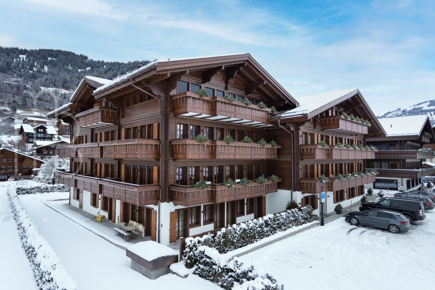 Exterior view 2