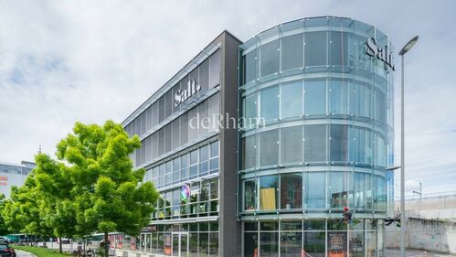 Bureaux modernes de 988 m2 à louer aux portes de Lausanne