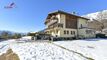 Mayens d'Arbaz, immeuble/restaurant
face au lac, vue imprenable.