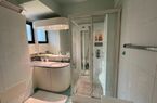 Elegant and bright 6.5-room duplex apartment in exclusive area