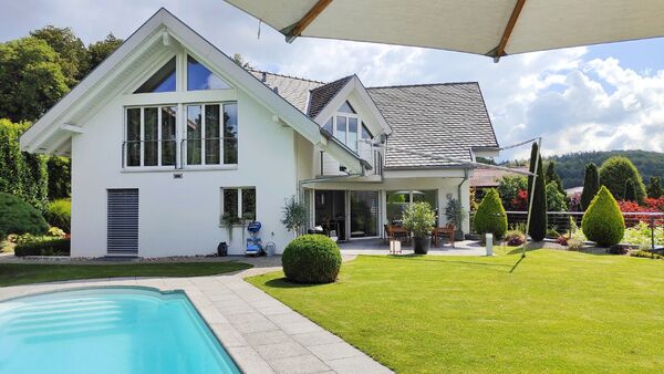 Traumhaus an ruhiger Lage mit Weitblick!