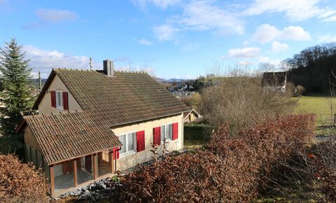 Charmantes 5 Zimmer Haus mit tollem Erweiterungspotenzial