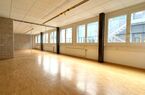 Surface administrative d'env. 270 m² 
avec 3 pl. ext. et 2 pl. int.