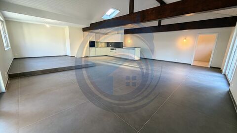 MAGNIFIQUE APPARTEMENT EN ATTIQUE DE 5,5 PIÈCES AU CENTRE VILLE