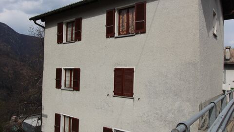 Vendesi casa unifamiliare di 3 piani nelle Centovalli