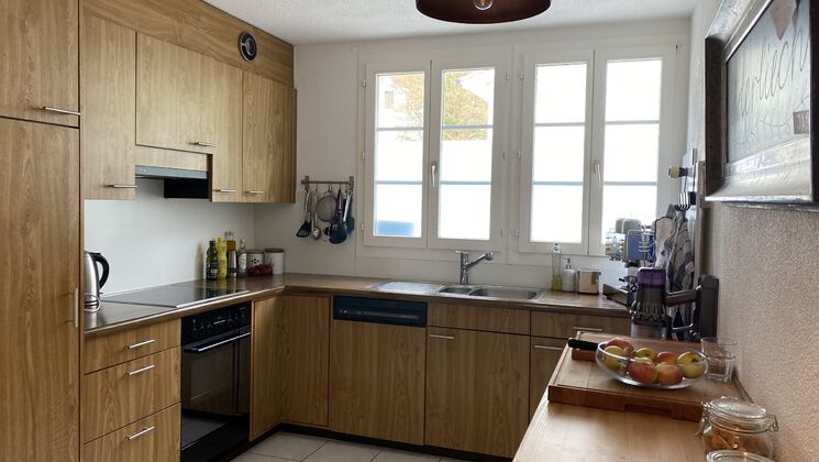 Erdgeschosswohnung: Küche