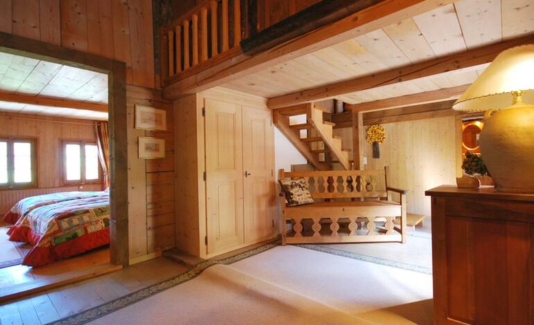 Très beau chalet rustique en madrier magnifiquement rénové et surplombant le village des Diablerets
