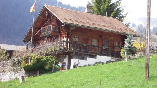 Très beau chalet avec beaucoup de cachet. Très beau chalet avec beaucoup de cachet.