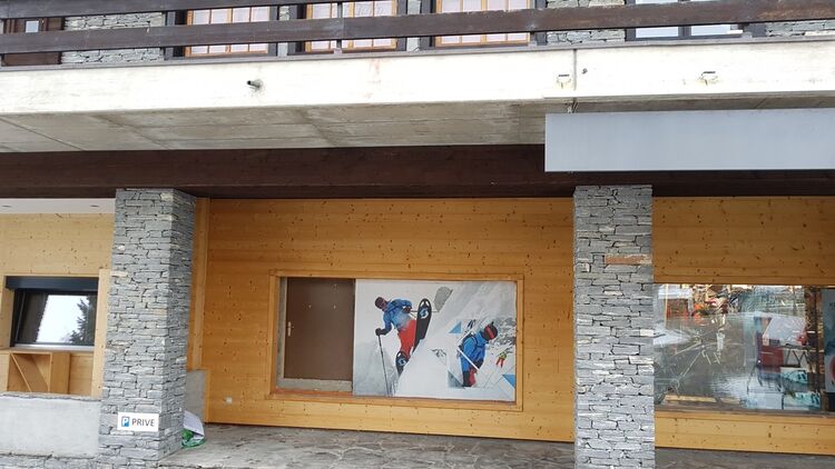 Local commercial en plein centre de Nendaz, à aménager !