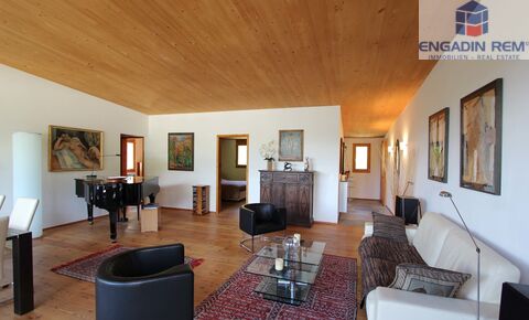 3.5-room top-floor apartment with guest apartment