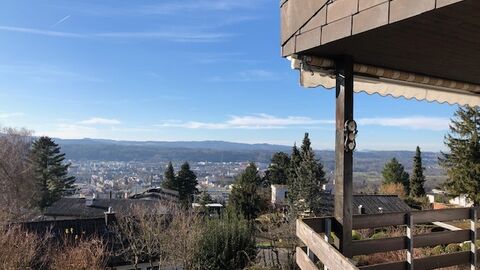 Panorama-Aussicht, viel Ruhe und Privatsphäre
6-Zimmer-EFH in Zufikon