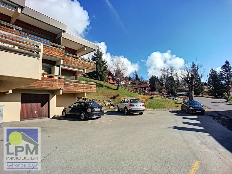 Beautiful 1 bedroom apartment of 62.3m2 fully renovated, like new!