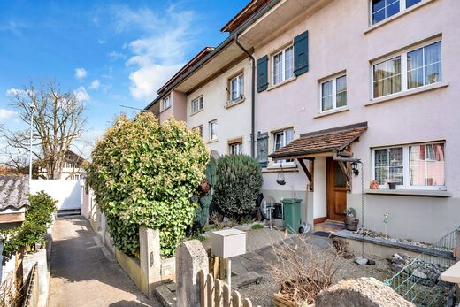 Familienfreundliches Wohnen zentral in Wabern