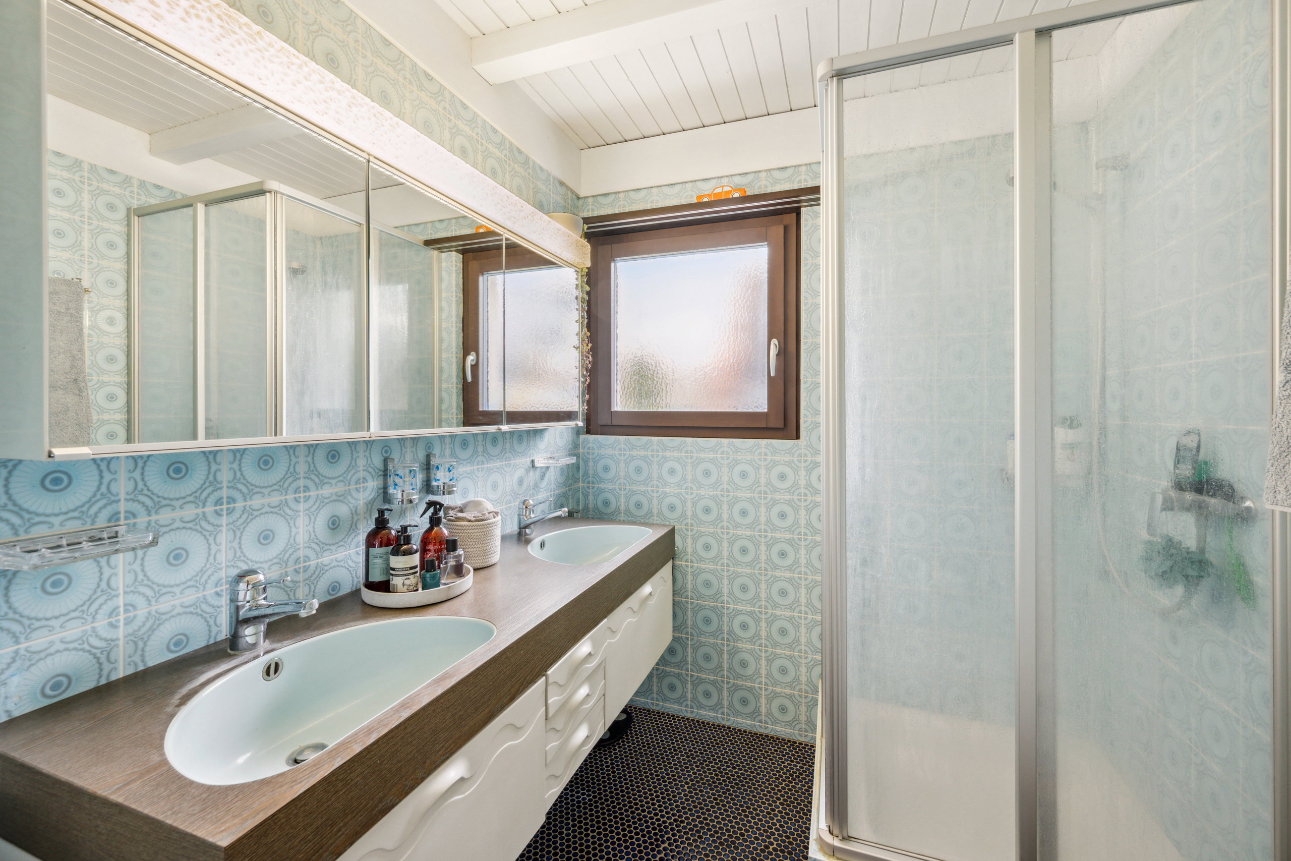 Nasszelle 1. OG Nasszelle 1. OG