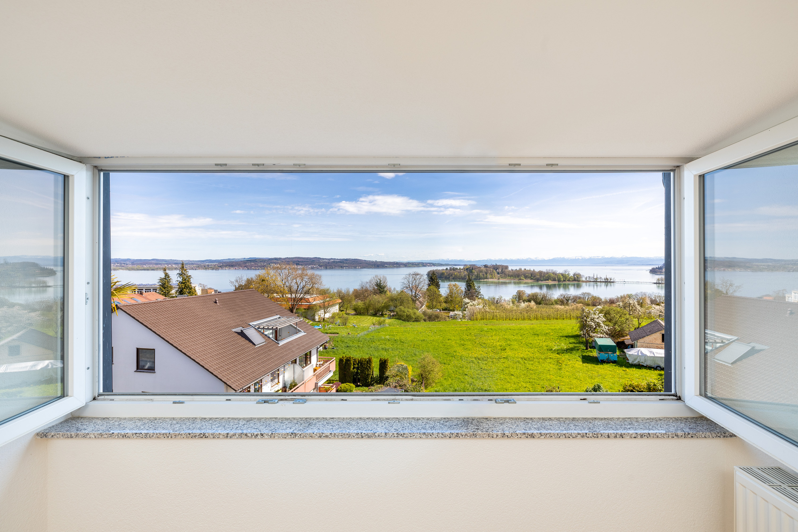 Wohnjuwel mit Traumblick auf die Insel Mainau.