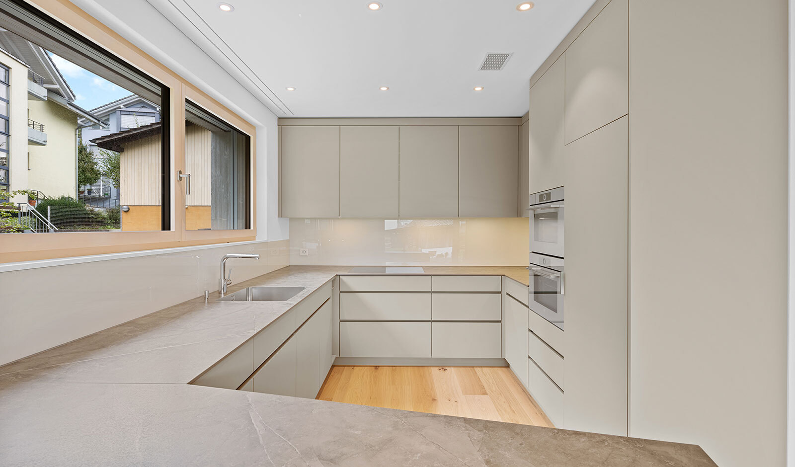 Weitere Bilder auf www.dv-immo.ch