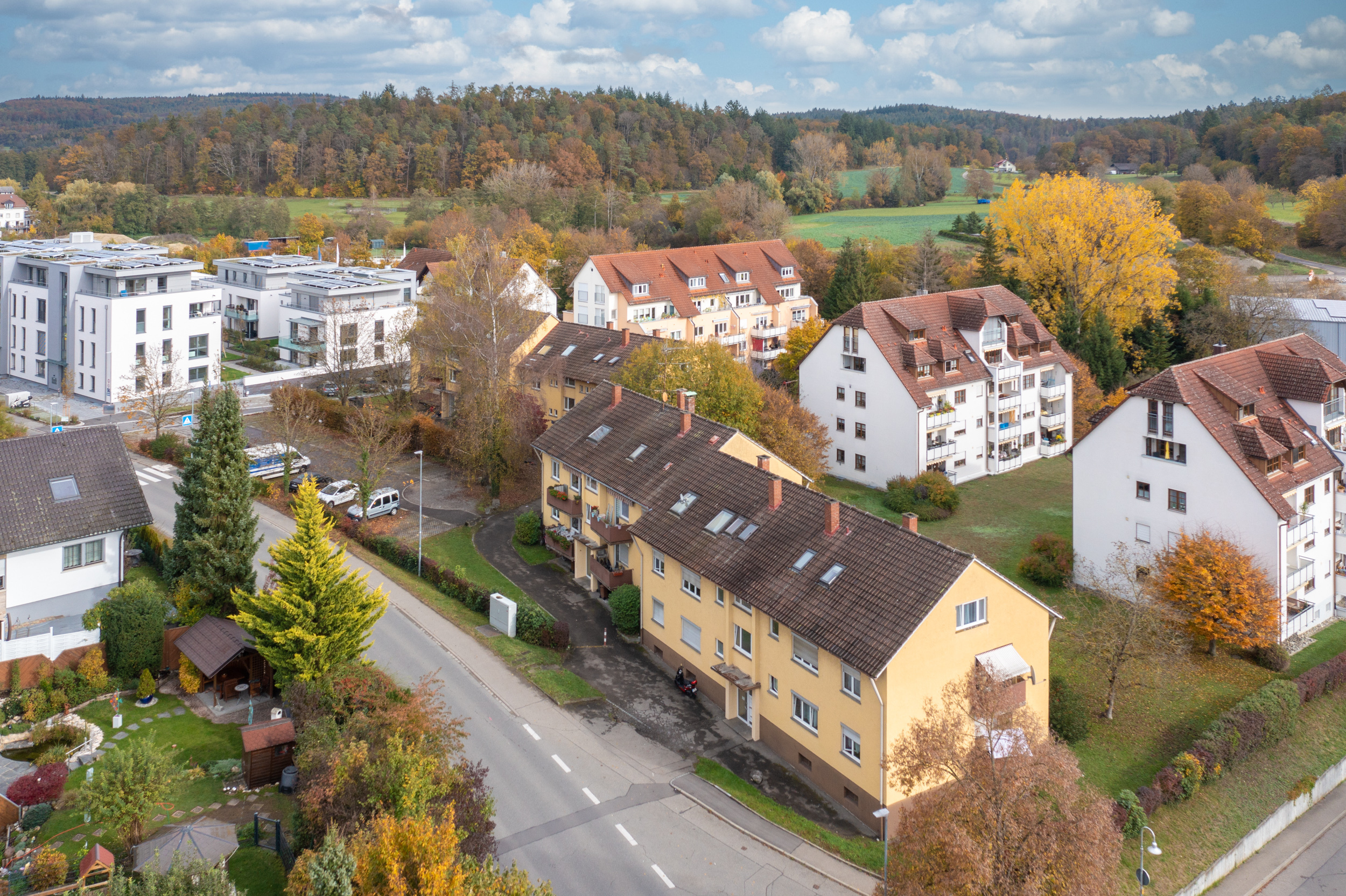 4 vollvermietete Mehrfamilienhäuser.