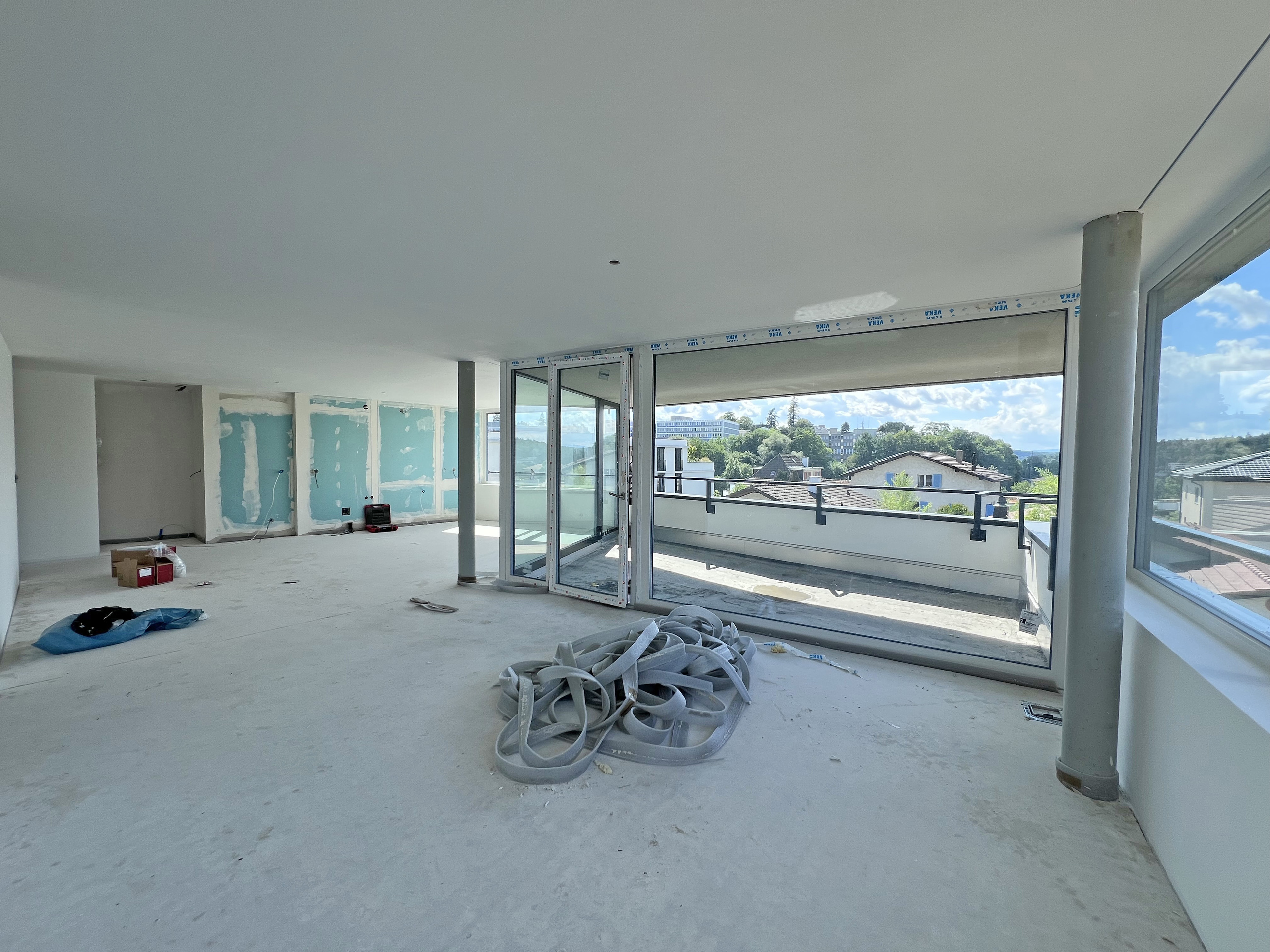 Lot 3 - Séjour/salle à manger/cuisine