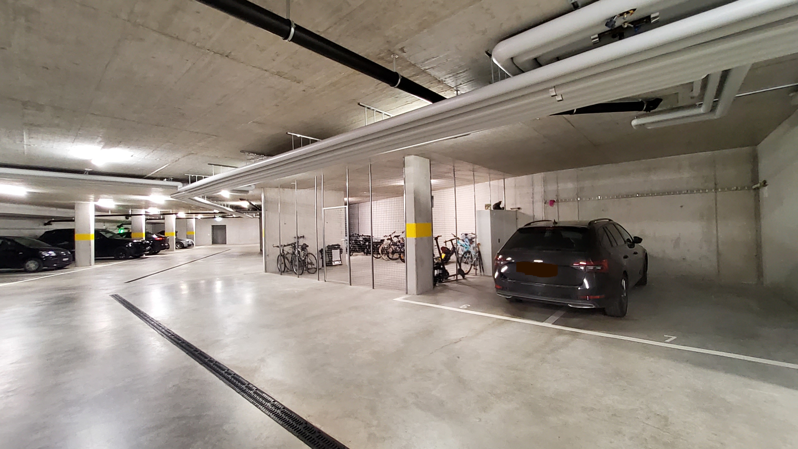 Autoeinstellhalle
