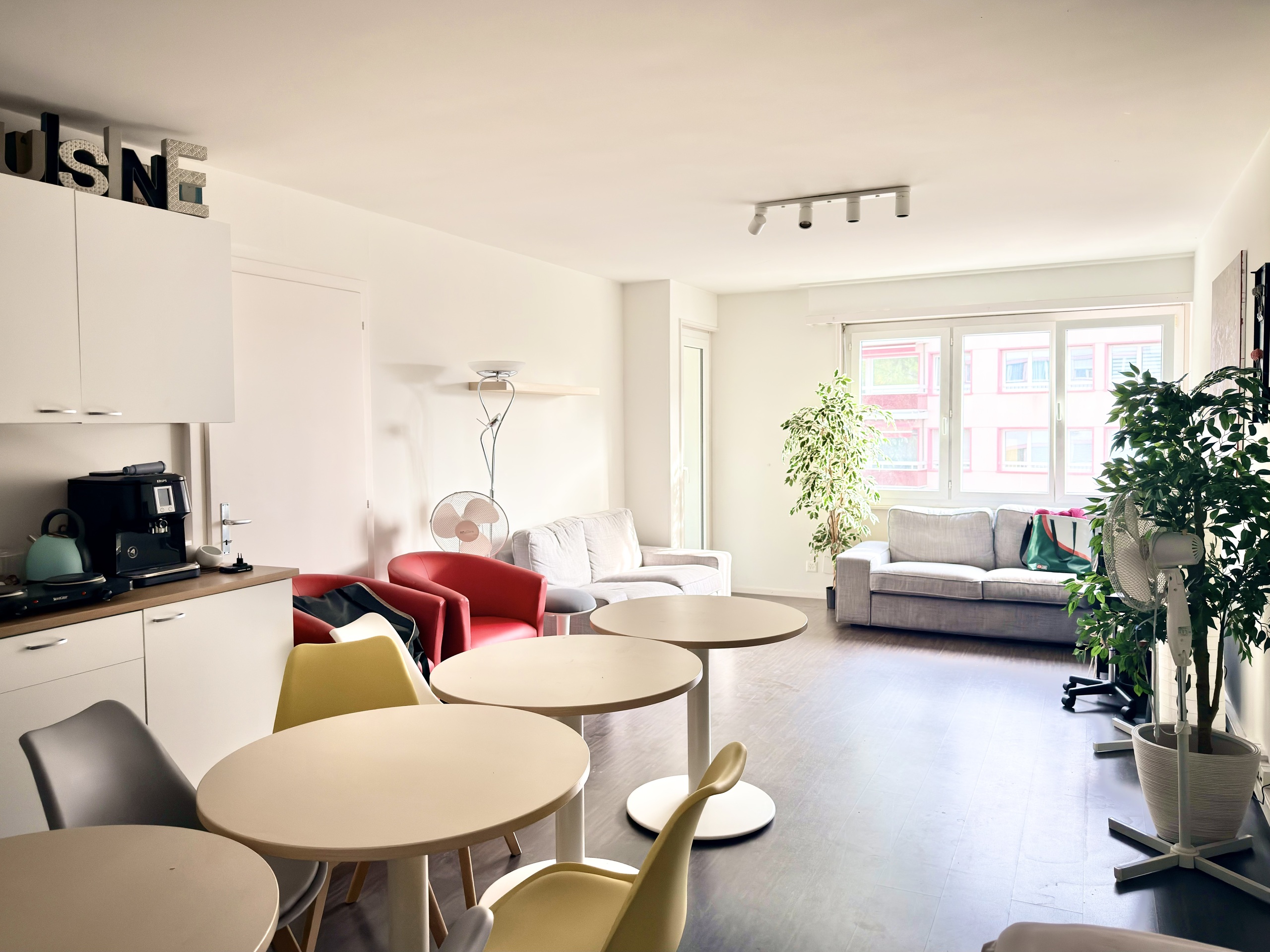 Interior view 1