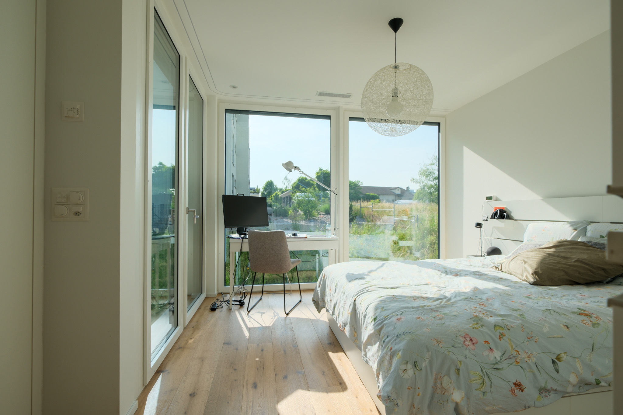 Master Schlafzimmer mit Ankleide und Bad en Suite