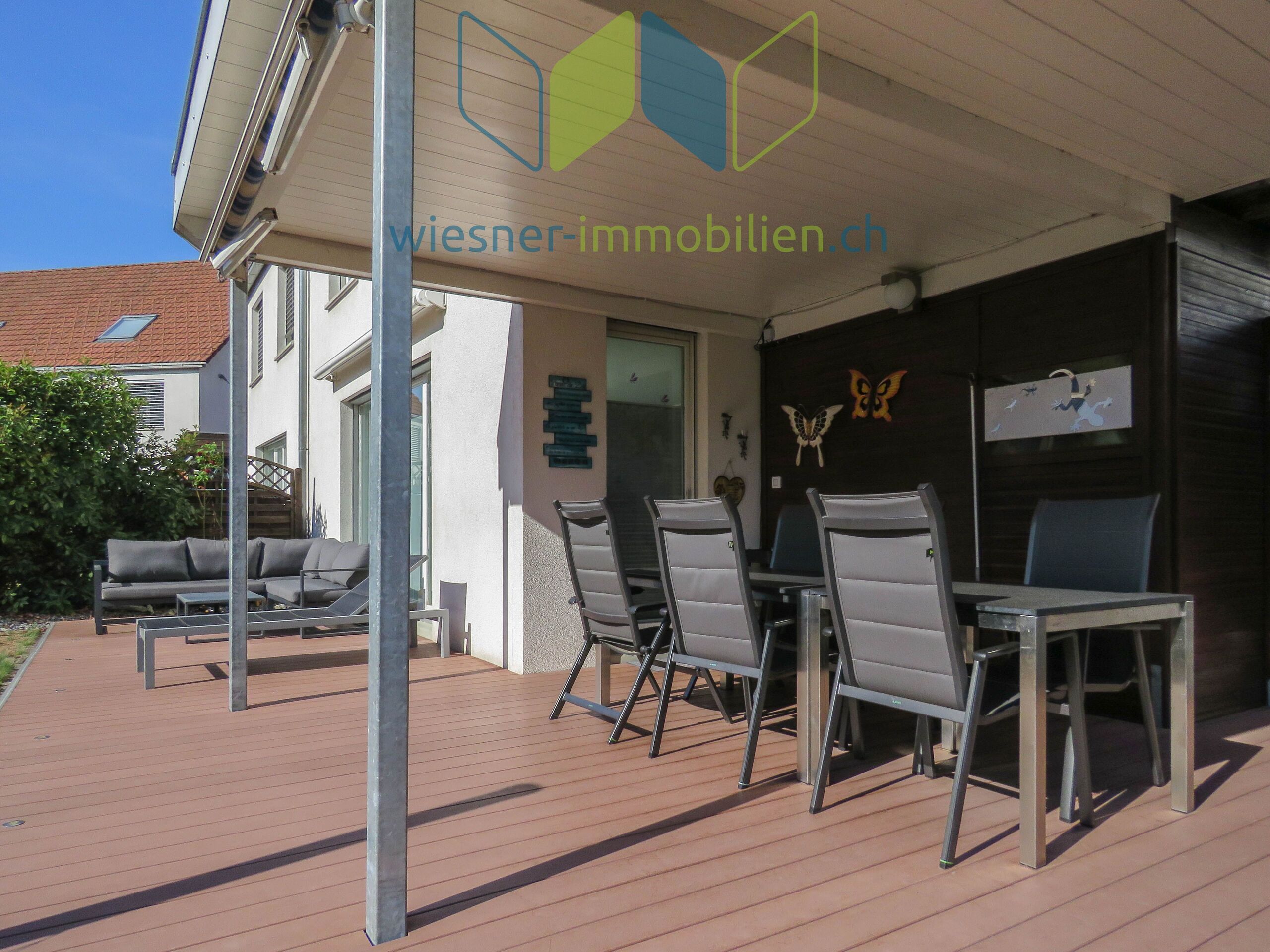 gedeckter Sitzplatz