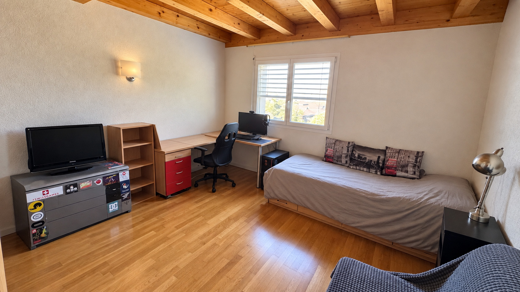 Interior view 3