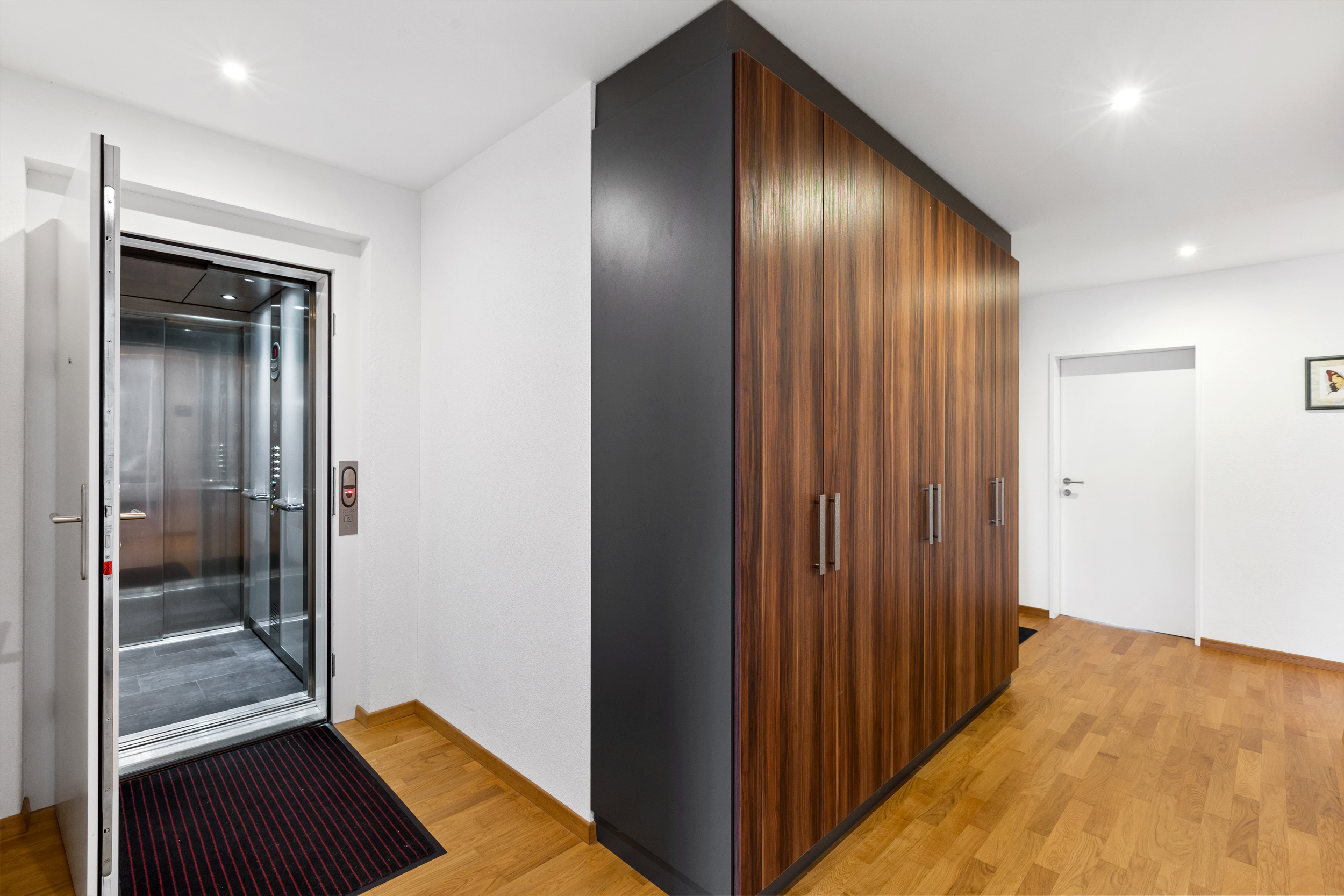 Direkter Liftzugang in der Wohnung.