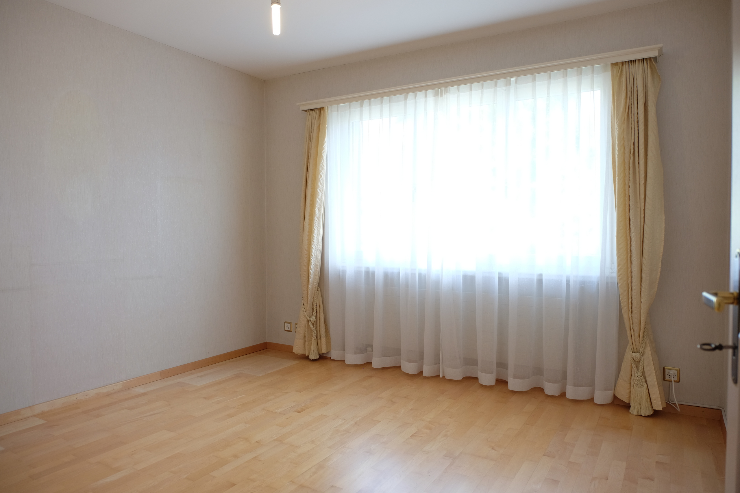 Zimmer zur Nordseite des Gebäudes Zimmer zur Nordseite des Gebäudes