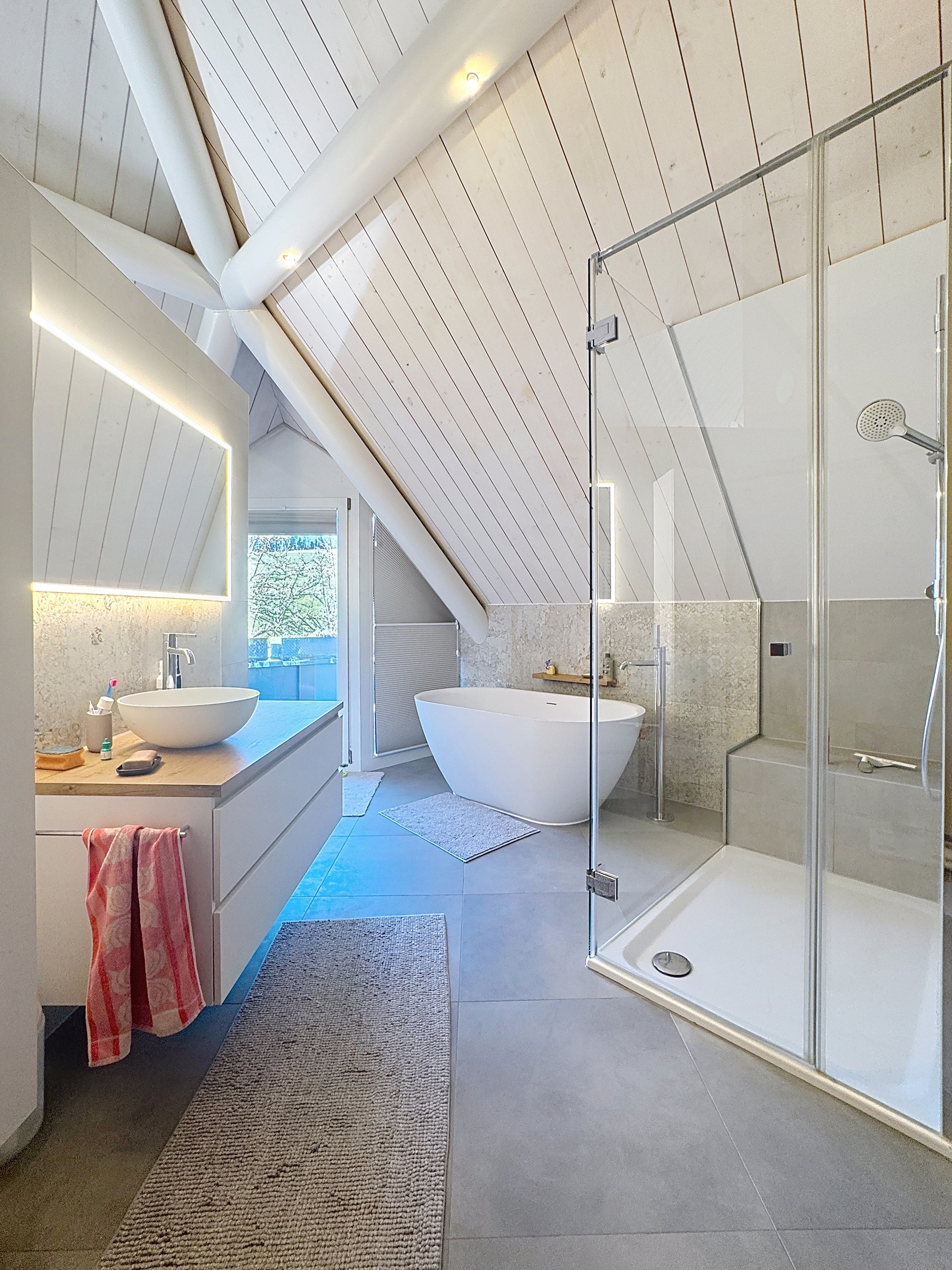 Salle de bains parentale