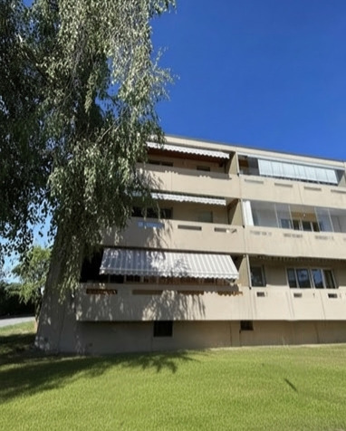 Exterior view 3