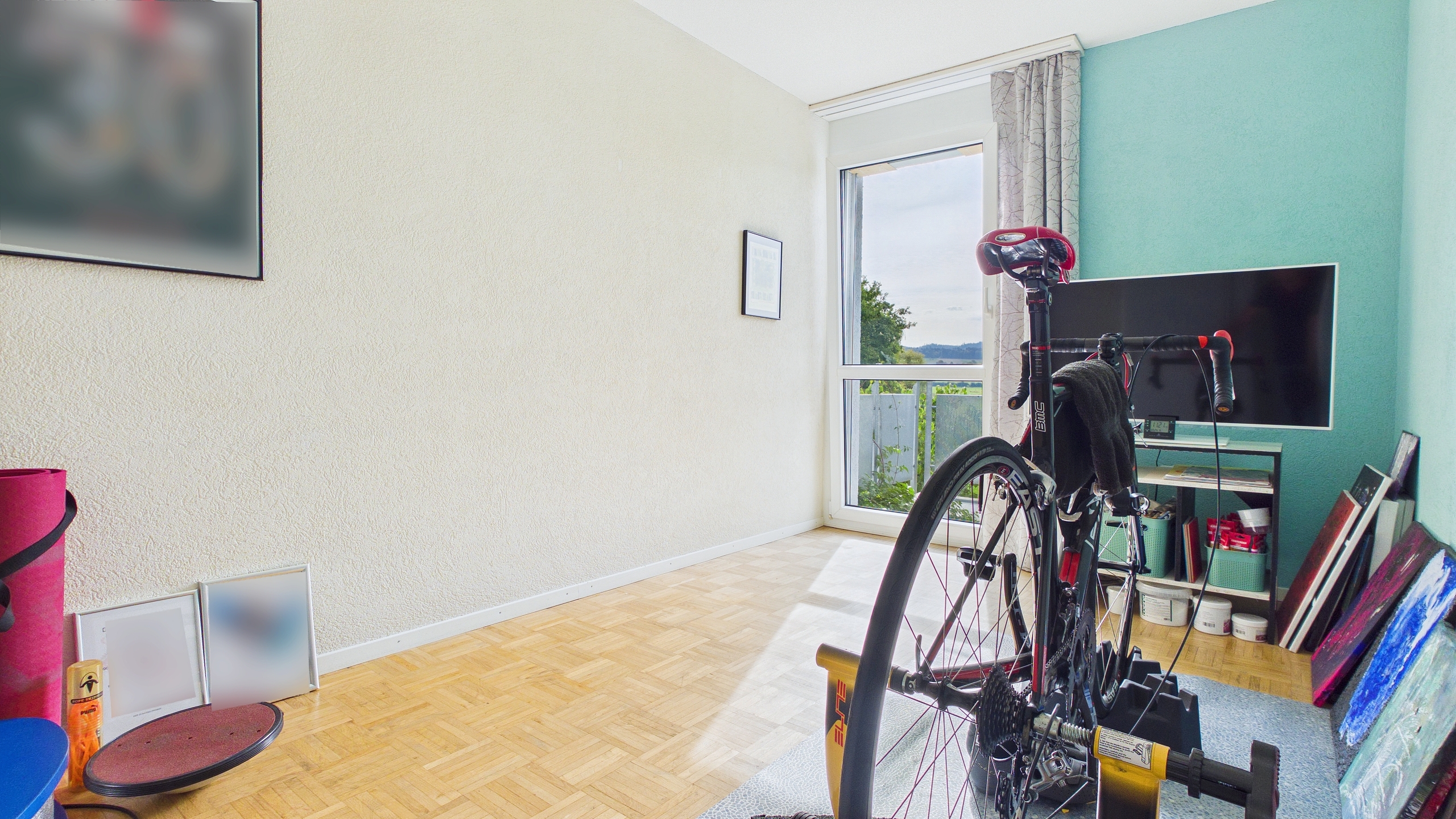 Zimmer OG mit Balkon 