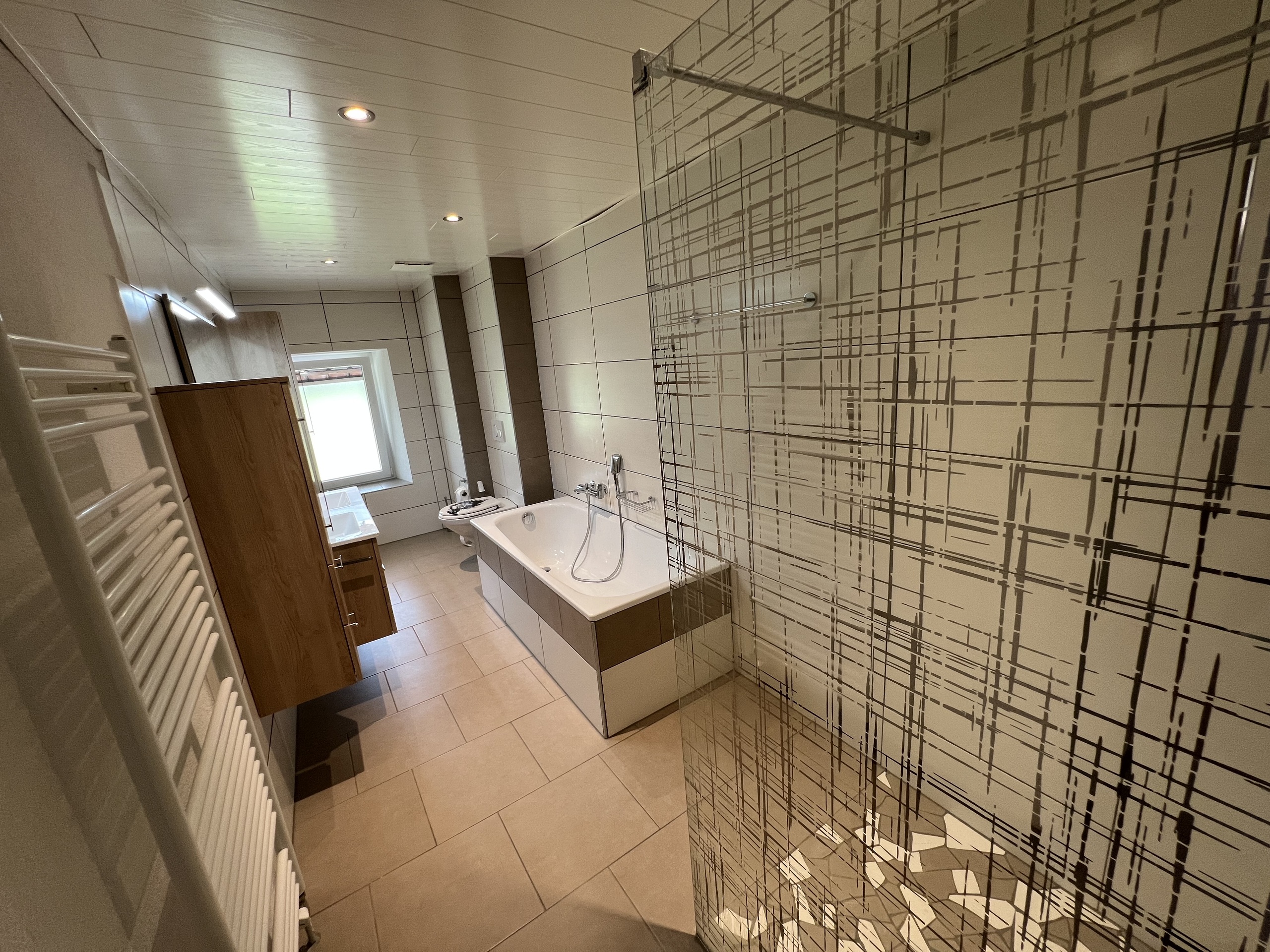 Salle de bain du premier étage Salle de bain du premier étage