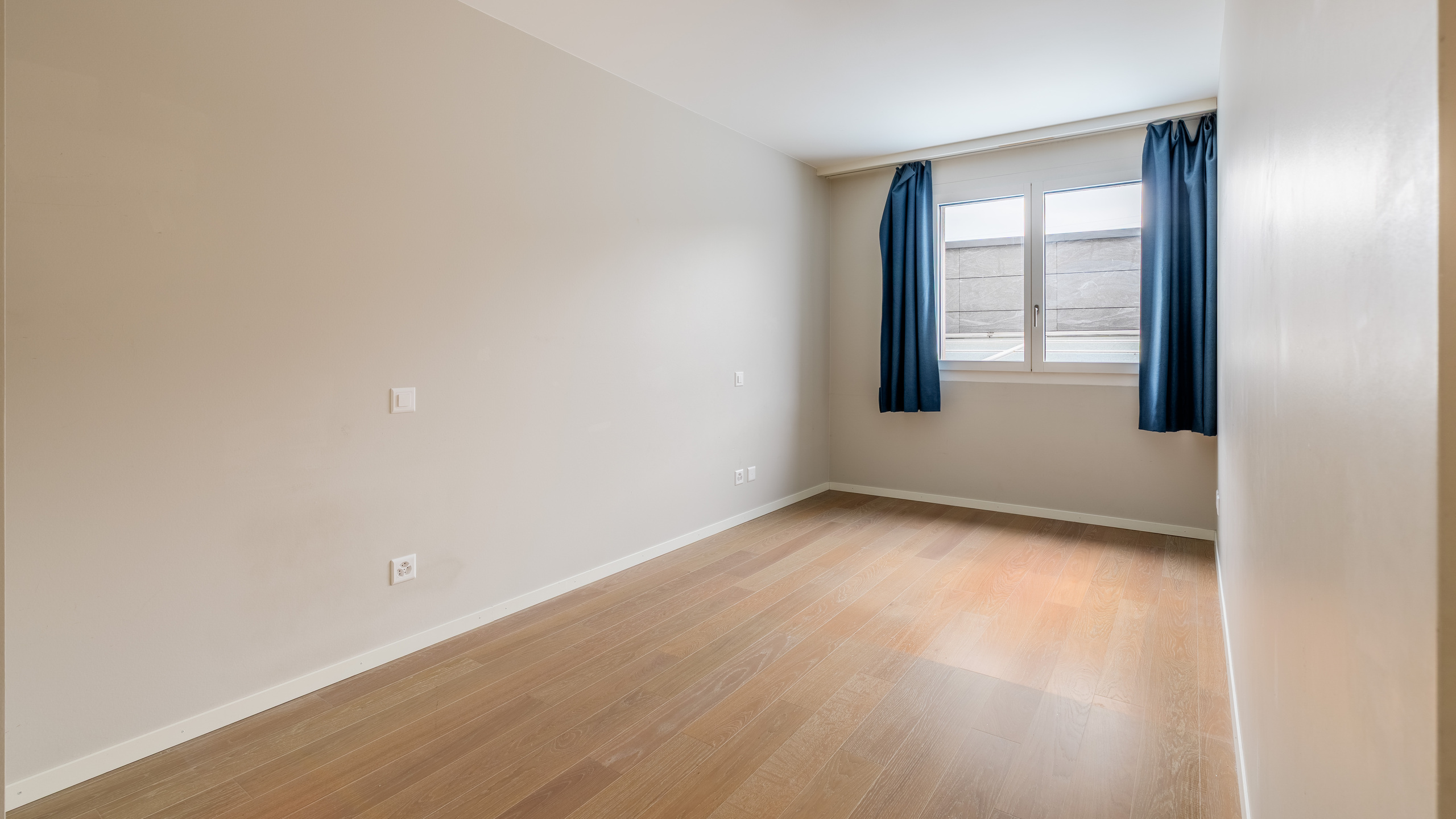 Interior view 4