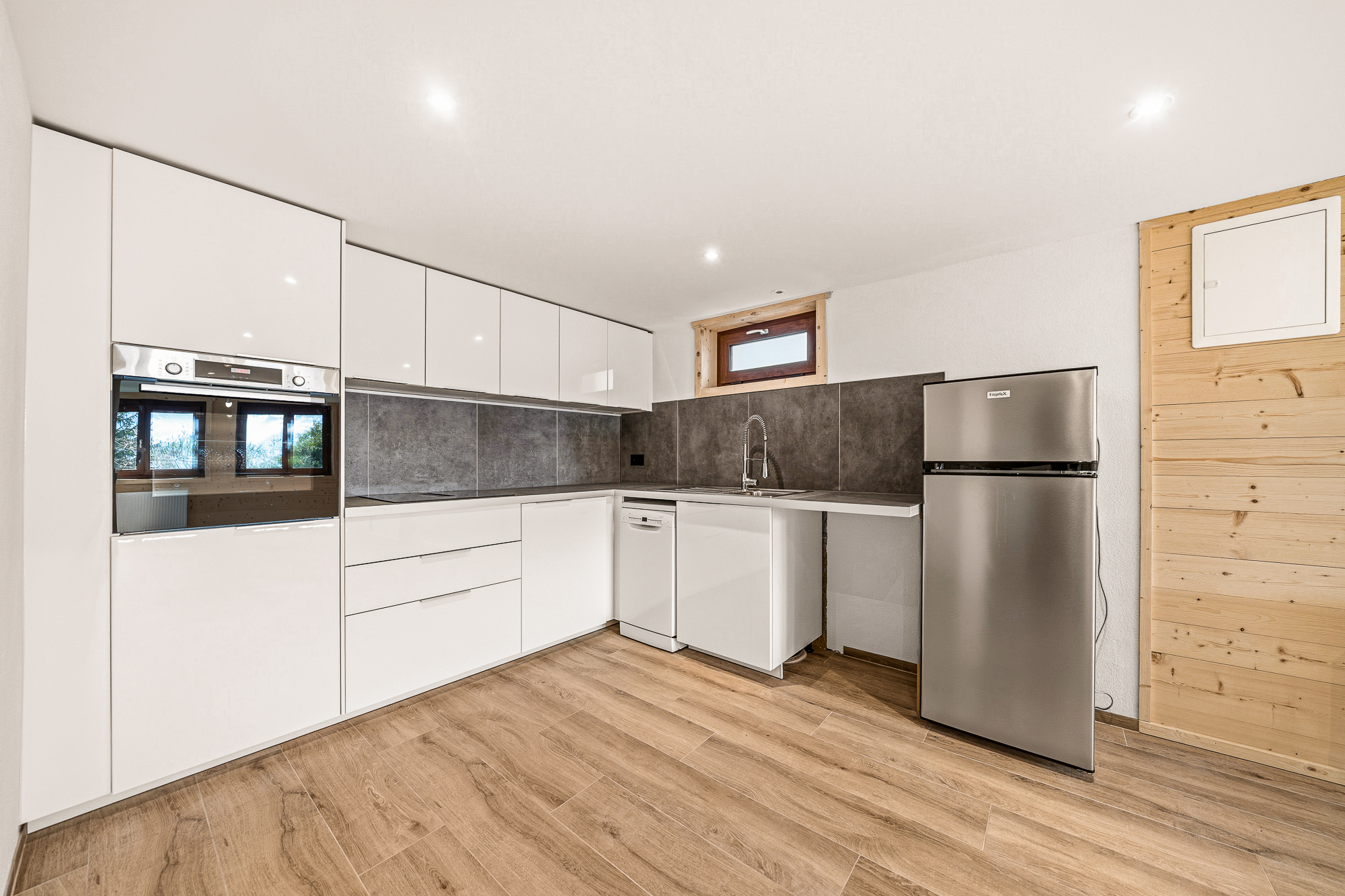 2 pces rénové en rez inf