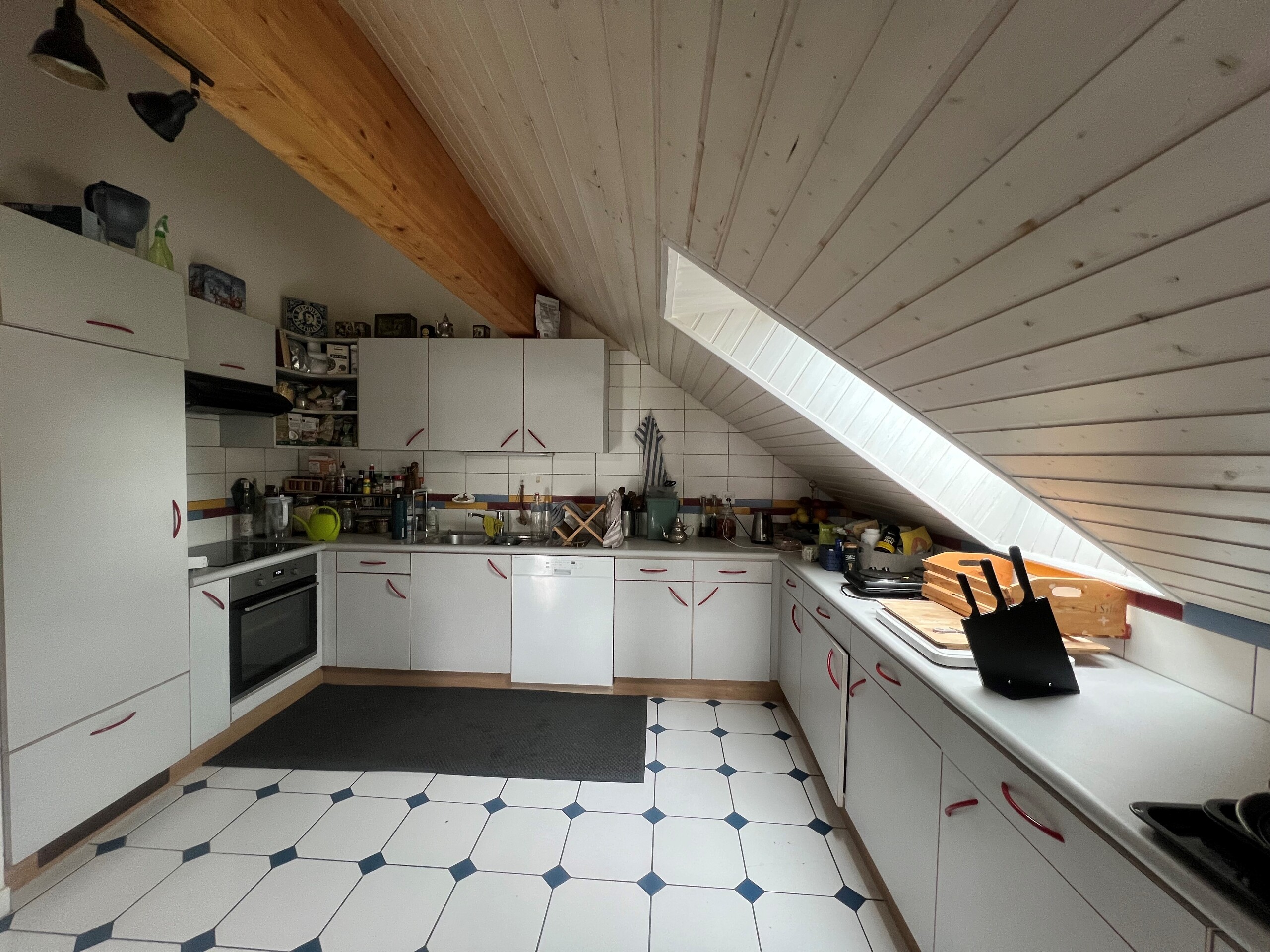 Interior view 2