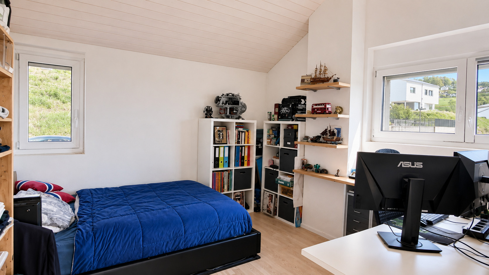 Interior view 5