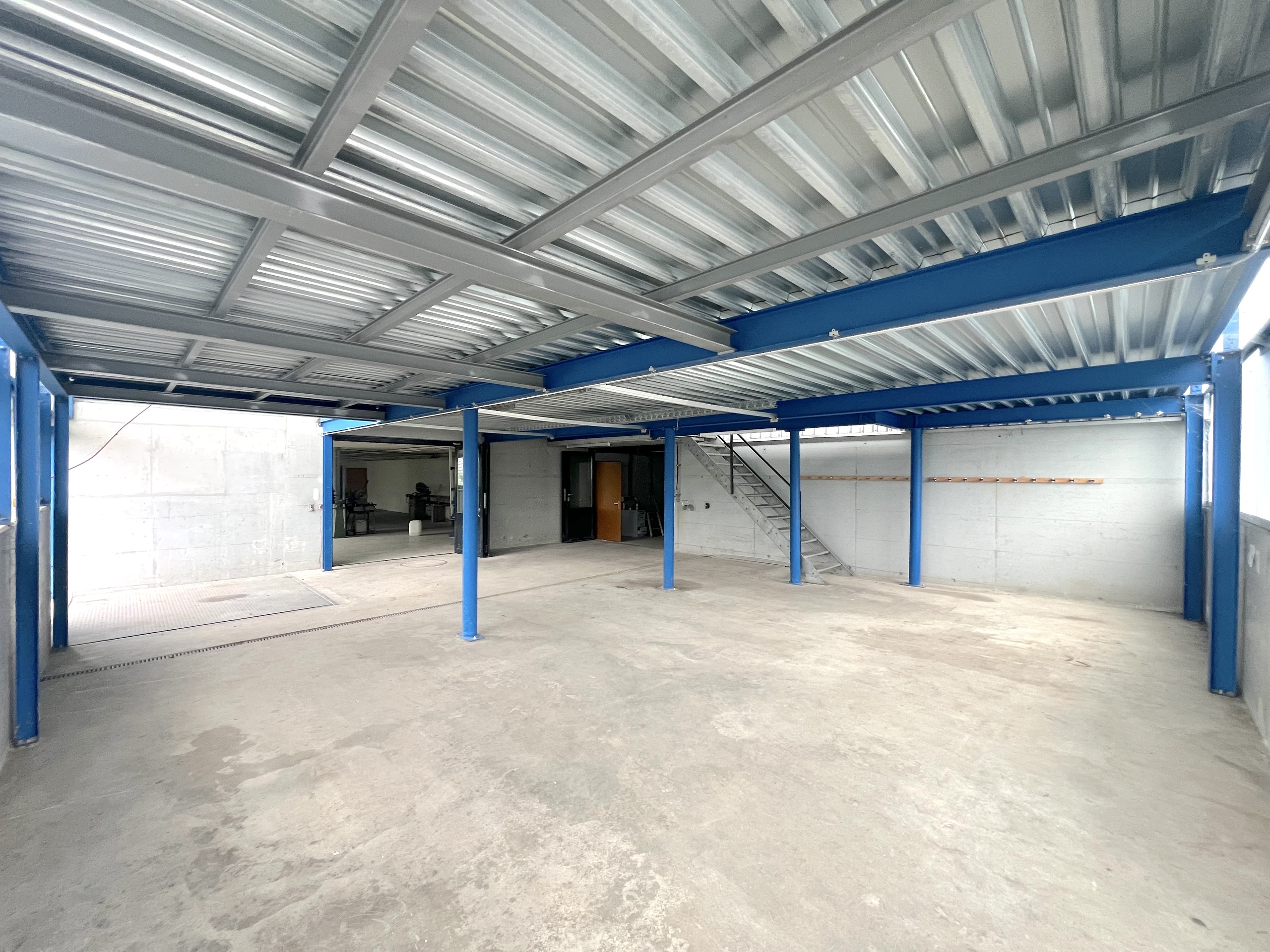 Interior view 5