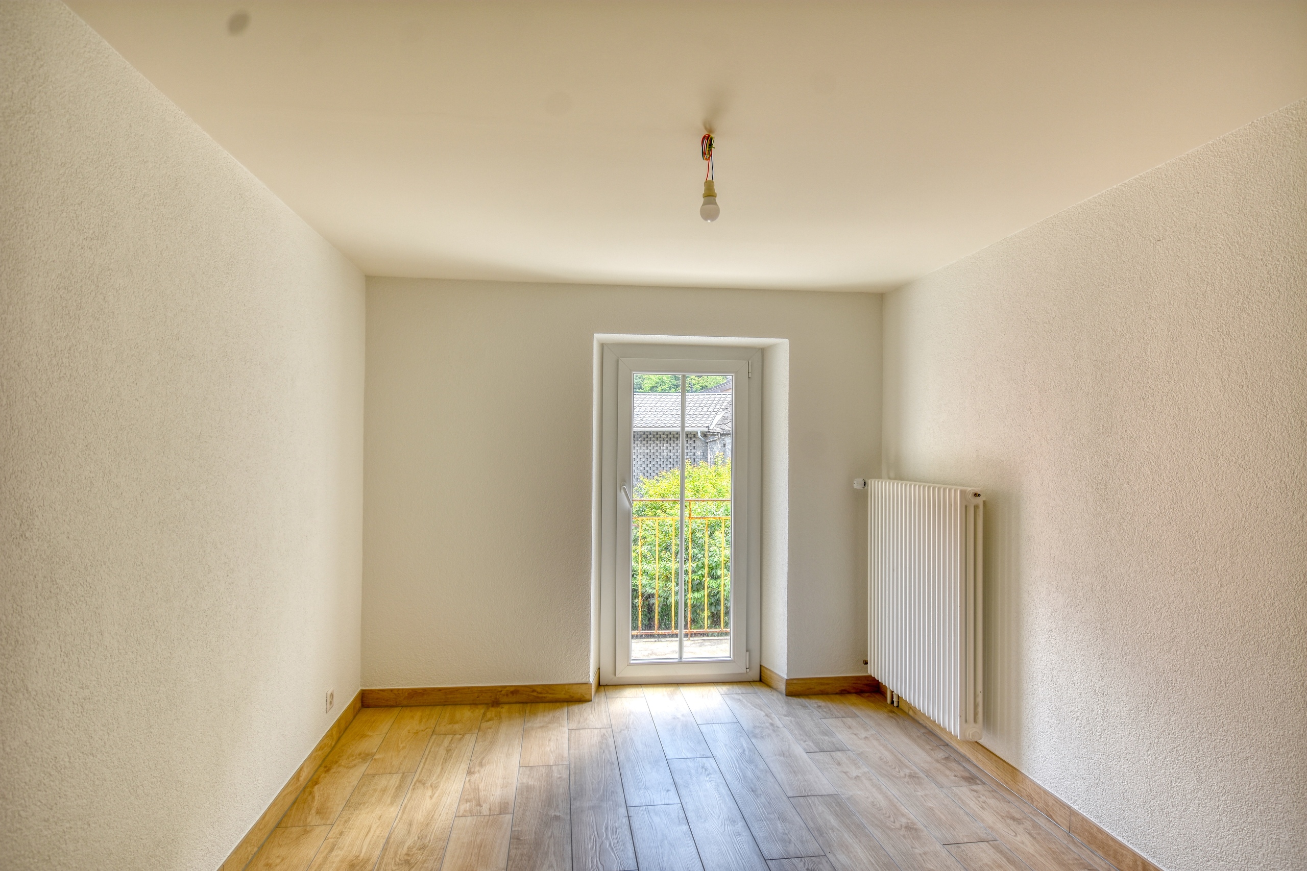 Appartement Chippis - Chambre 1 Appartement Chippis - Chambre 1