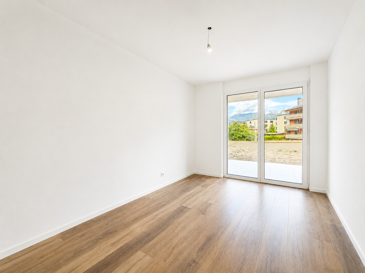 Interior view 5