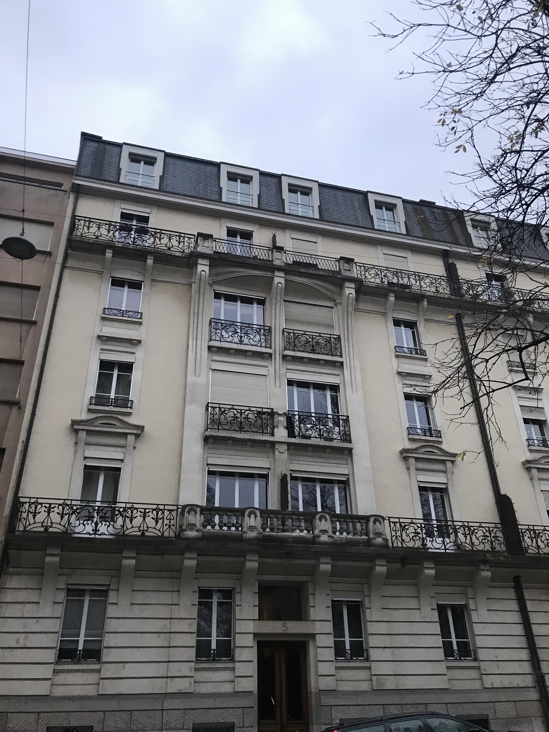 Firstview