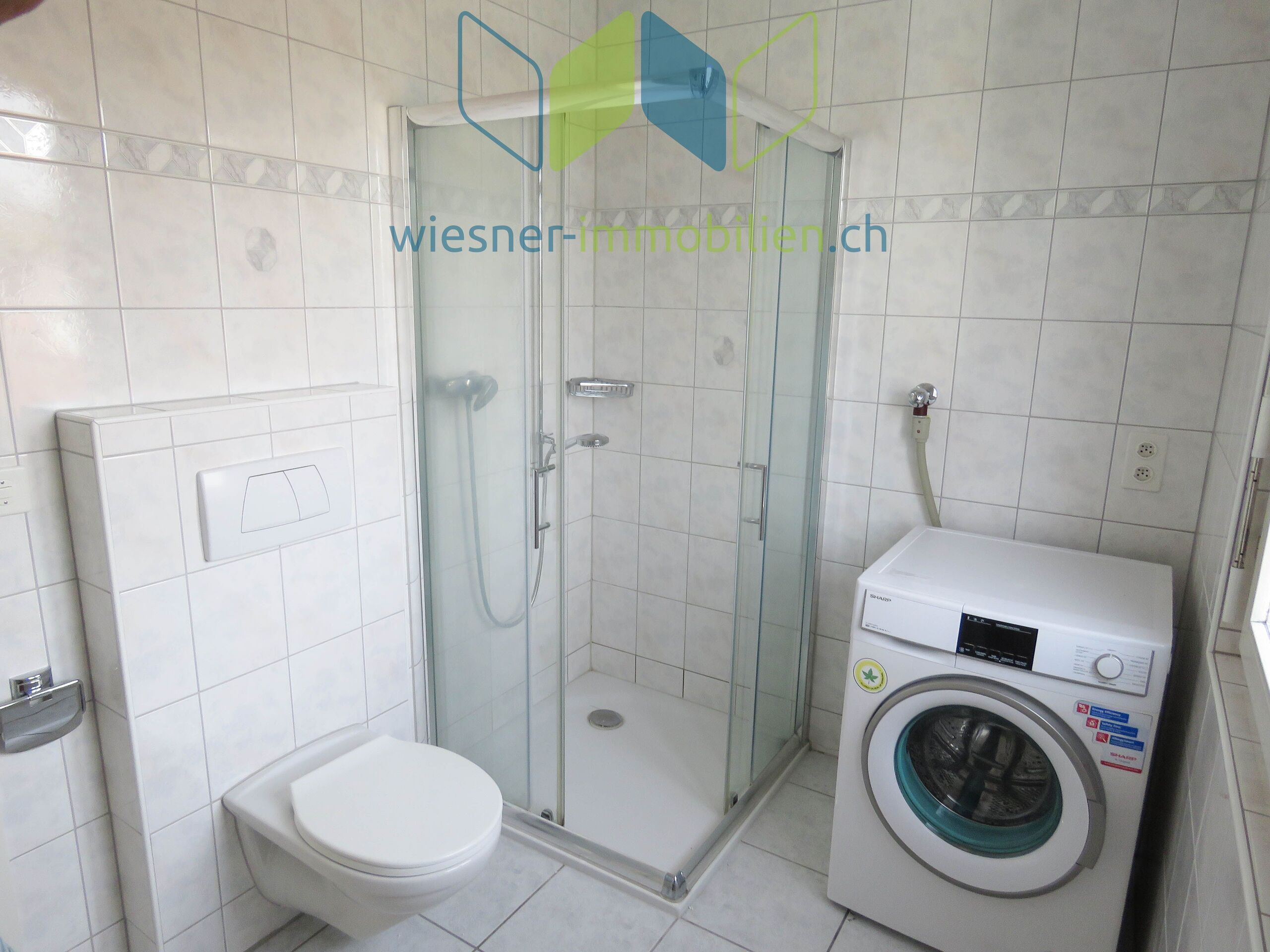 DU / WC DU / WC