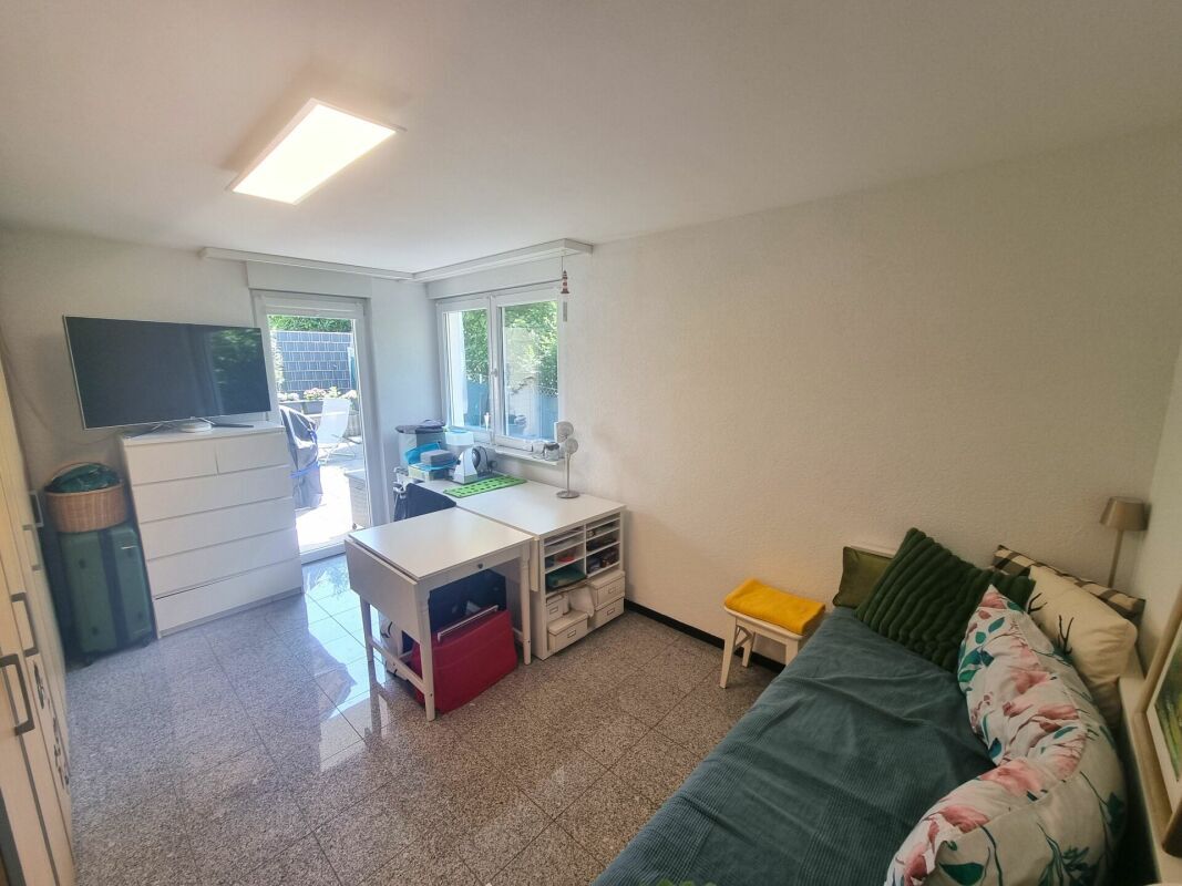 Photo 11