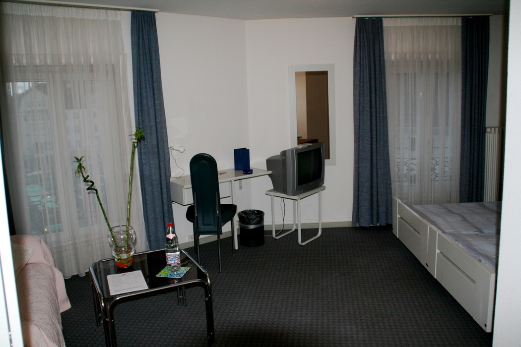 Photo 3