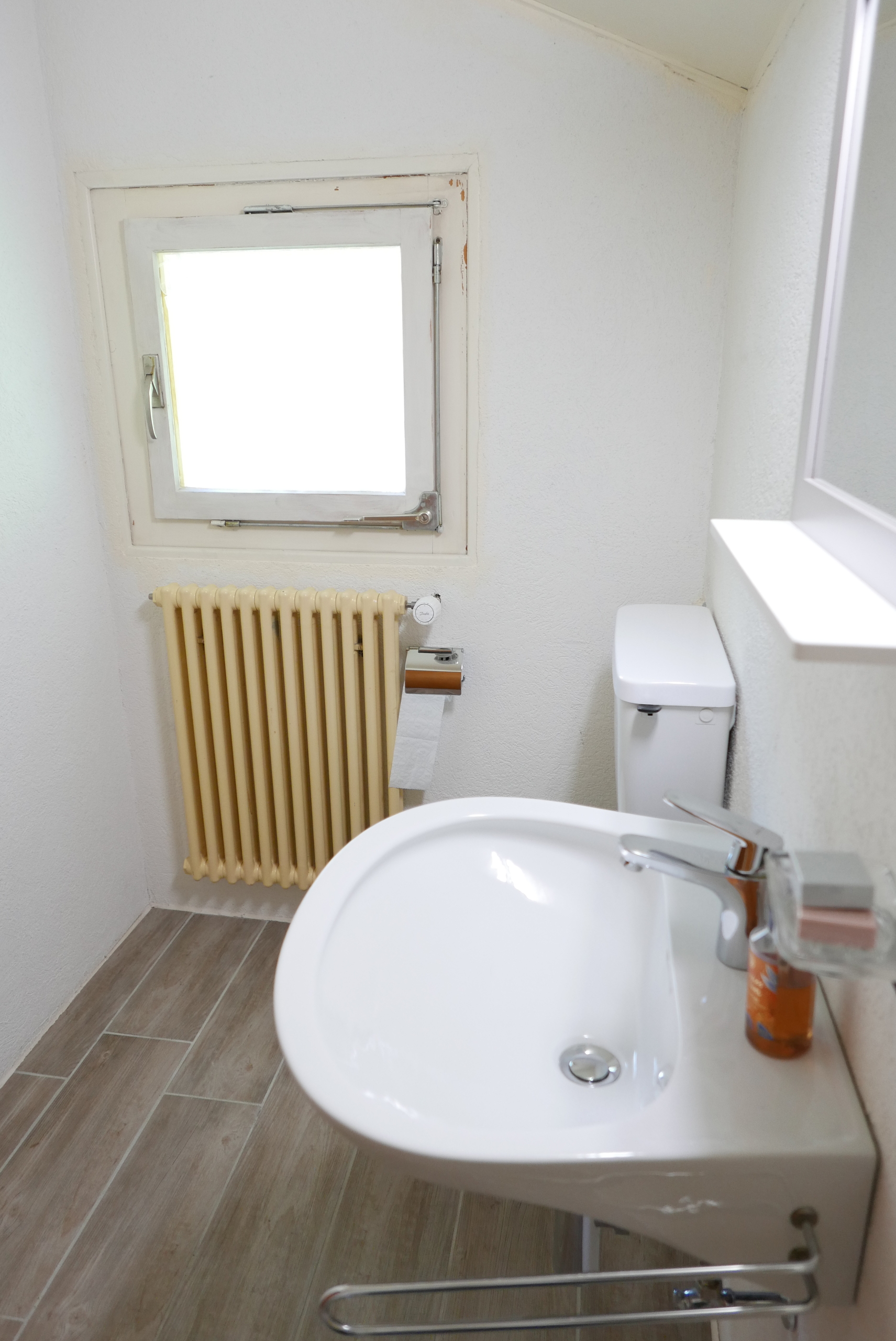 Interior view 9