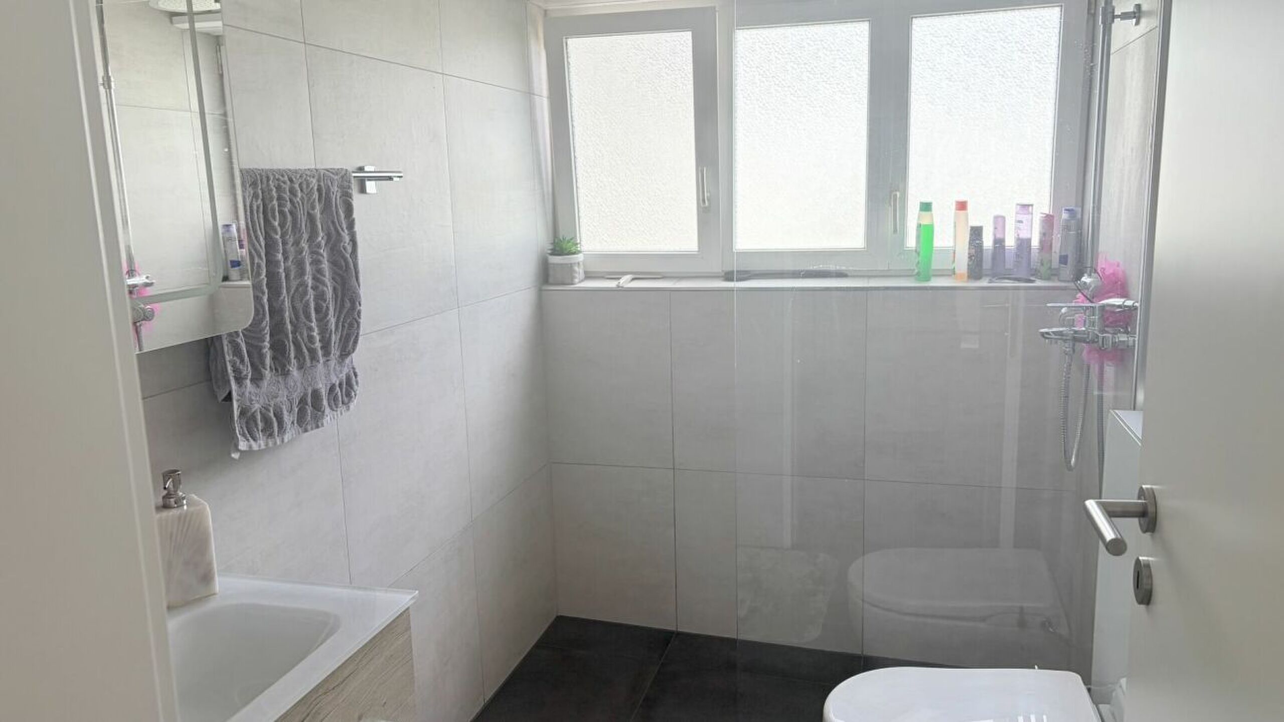 Picture 16